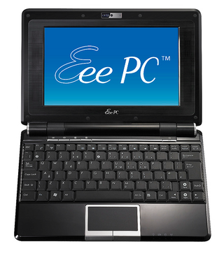 Illustration for article titled Leaked Shots of Asus Eee 904 & 905 Laptops Show Half-Baked Idea